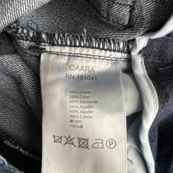 NWOT CAARA raw hem and waist cropped jeans - K22 - Picture 6 of 7